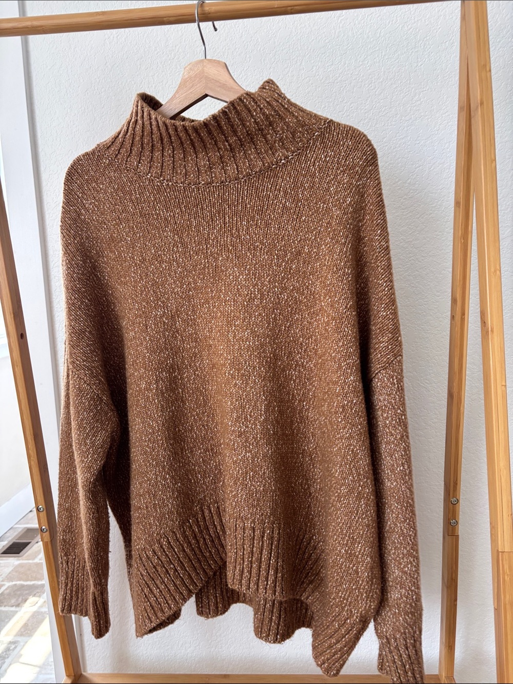 H&M Brown Ribbed Turtleneck Sweater